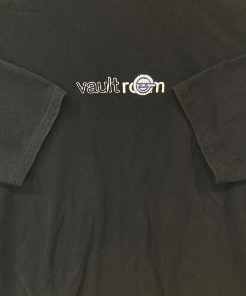 vault room（ボルトルーム）vault room (ボルトルーム) TACHIKOMA TEE ブラック サイズ:XLの古着・服飾アイテム