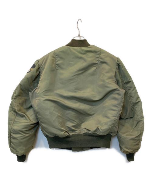 BUZZ RICKSON'S（バズリクソンズ）BUZZ RICKSON'S (バズリクソンズ) B-15D MOD M13189 カーキ サイズ:38の古着・服飾アイテム