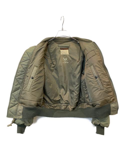 BUZZ RICKSON'S（バズリクソンズ）BUZZ RICKSON'S (バズリクソンズ) B-15D MOD M13189 カーキ サイズ:38の古着・服飾アイテム