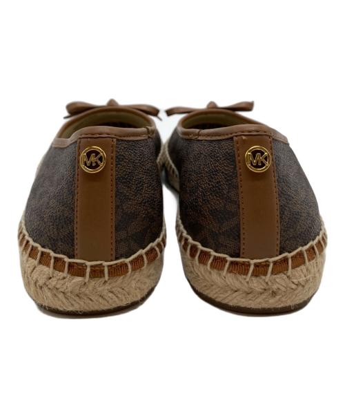 MICHAEL KORS（マイケルコース）MICHAEL KORS (マイケルコース) SAVANNAH バレエシューズ ブラウン サイズ:7Mの古着・服飾アイテム