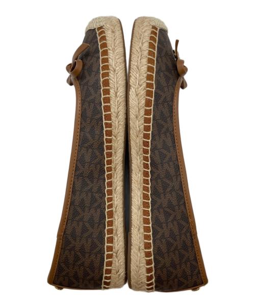 MICHAEL KORS（マイケルコース）MICHAEL KORS (マイケルコース) SAVANNAH バレエシューズ ブラウン サイズ:7Mの古着・服飾アイテム