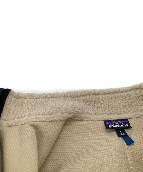 Patagonia（パタゴニア）Patagonia (パタゴニア) Classic Retro X クラシックレトロX  23056 ベージュ サイズ:Mの古着・服飾アイテム