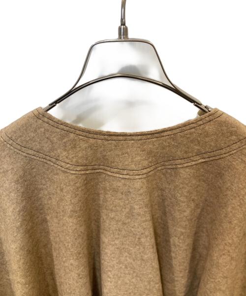 &her（アンドハー）&her (アンドハー) Wool Poncho　AH082 ブラウン サイズ:FREE 未使用品の古着・服飾アイテム