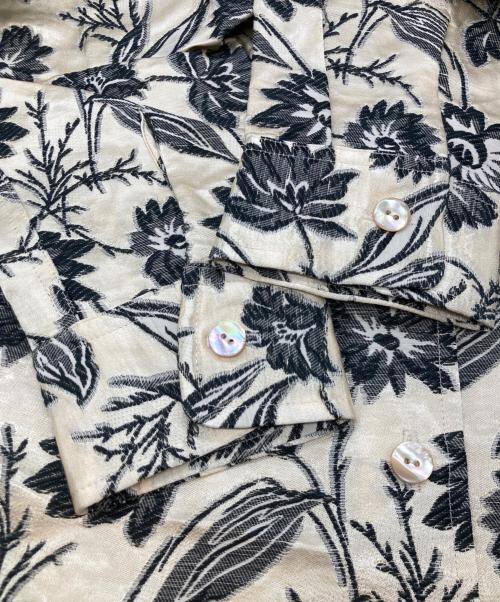 ERiKOKATORi（エリコカトリ）ERiKOKATORi (エリコカトリ) lower jacquard blouse ジャガード シャツ EK3-1-2 ベージュ サイズ:FREEの古着・服飾アイテム