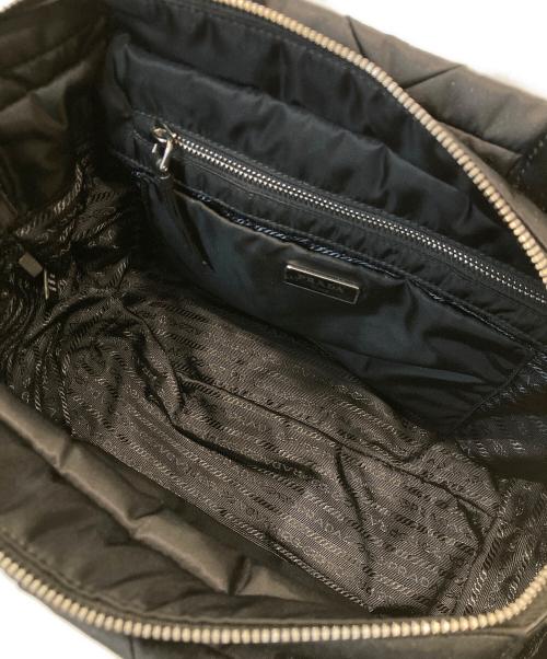 PRADA（プラダ）PRADA (プラダ) ミディアム パデッド Re-Nylon xレザー トートバッグ 1BG436 ブラックの古着・服飾アイテム