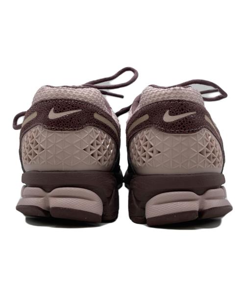 NIKE（ナイキ）NIKE (ナイキ) Zoom Vomero 5 II6236-500 ピンク サイズ:28.5cmの古着・服飾アイテム