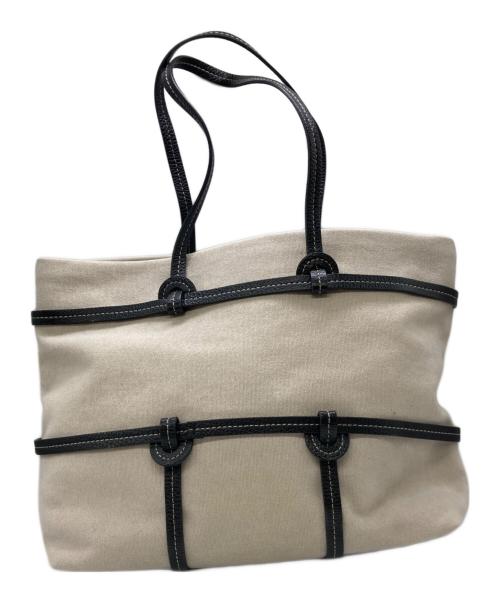 IACUCCI（イアクッチ）IACUCCI (イアクッチ) アブルッツォ ベージュの古着・服飾アイテム