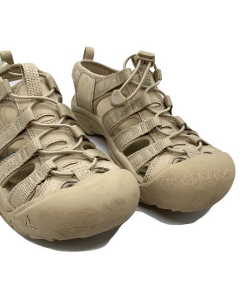 KEEN（キーン）KEEN (キーン) ウィメンズ ニューポート エイチツー サンダル 1027353 ベージュ サイズ:24.5cmの古着・服飾アイテム