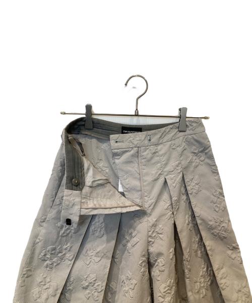 EMPORIO ARMANI（エンポリオ アルマーニ）EMPORIO ARMANI (エンポリオ アルマーニ) 花柄ワイドパンツ ANP18T A2107 グレー サイズ:01の古着・服飾アイテム