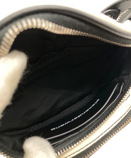 ALEXANDER WANG（アレキサンダー・ワン）ALEXANDER WANG (アレキサンダー・ワン) ボディーバッグ 1838219の古着・服飾アイテム