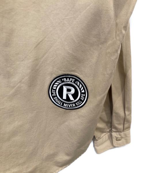 BAPE BY A BATHING APE（ベイプバイアベイシングエイプ）BAPE BY A BATHING APE (ベイプバイアベイシングエイプ) ミリタリーシャツ 001SH0301010X ベージュ サイズ:XXLの古着・服飾アイテム