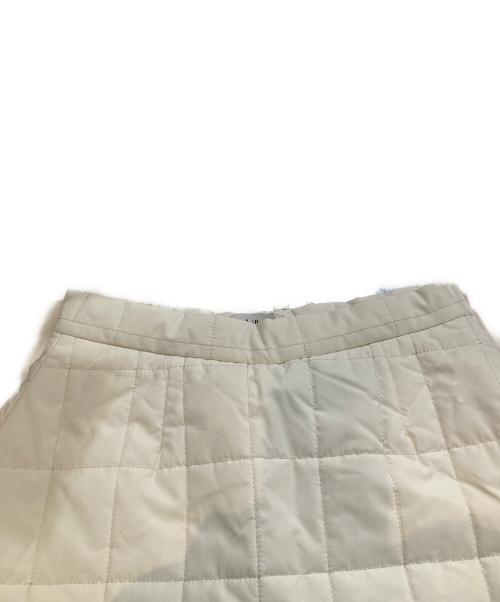 sheller（シェリエ）sheller (シェリエ) 中綿ミニスカート SL154020801 ホワイト サイズ:M 未使用品の古着・服飾アイテム