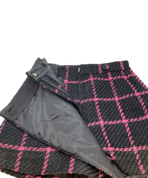sheller（シェリエ）sheller (シェリエ) ミニスカート ブラック×ピンク サイズ:S 未使用品の古着・服飾アイテム