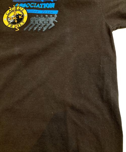 Travis Scott（トラヴィススコット）TRAVIS SCOTT (トラヴィススコット) プリントTシャツ ブラウン サイズ:Mの古着・服飾アイテム