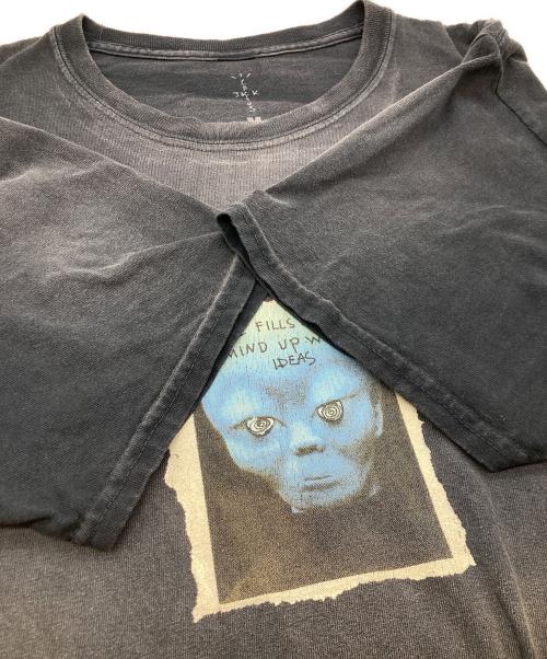Travis Scott（トラヴィススコット）TRAVIS SCOTT (トラヴィススコット) プリントTシャツ ダークグレー サイズ:Mの古着・服飾アイテム