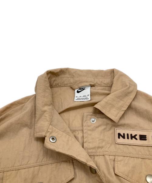 NIKE（ナイキ）NIKE (ナイキ) WMNS NSW AIR WOVEN MOD CROP JACKET 	FB8078-200 ベージュ サイズ:XSの古着・服飾アイテム