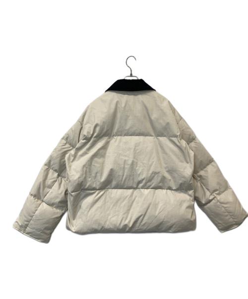 Didot.showroom（ディドットショールーム）Didot.showroom (ディドットショールーム) ダウンジャケット アイボリー サイズ:Fの古着・服飾アイテム