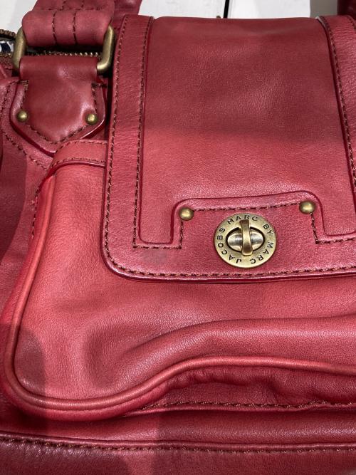 Marc by Marc Jacobs（マークバイマークジェイコブス）Marc by Marc Jacobs (マークバイマークジェイコブス) レザーハンドバッグ ワインレッドの古着・服飾アイテム