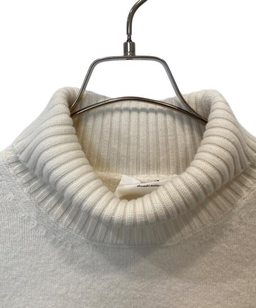 AMI PARIS（アミ パリス）AMI PARIS (アミ パリス) ADC FUNNEL NECK SWEATER　BFUKS402.018 アイボリー サイズ:Sの古着・服飾アイテム