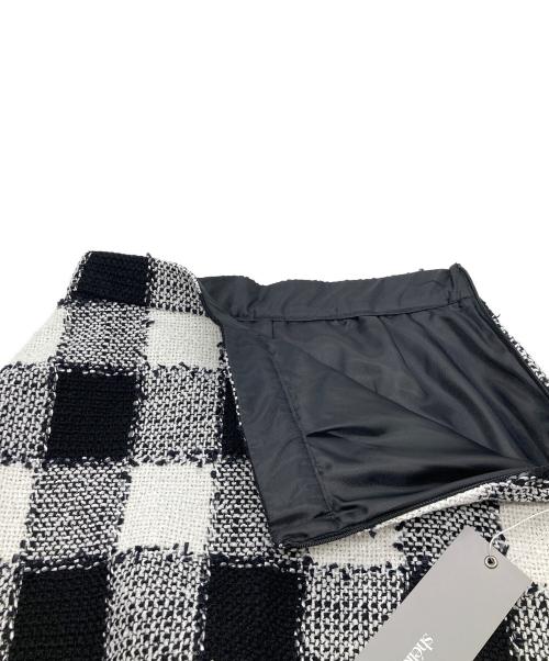 sheller（シェリエ）sheller (シェリエ) ツイードスカート 241048 ブラック×ホワイト サイズ:M 未使用品の古着・服飾アイテム