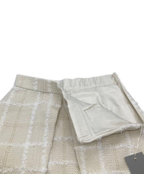 sheller（シェリエ）sheller (シェリエ) ツイードショートパンツ 241038 ホワイト サイズ:S 未使用品の古着・服飾アイテム