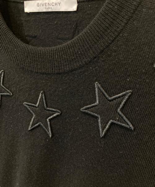GIVENCHY（ジバンシィ）GIVENCHY (ジバンシィ) ロゴ スターワッペン付きニット BM904C4Y11 ブラック サイズ:Lの古着・服飾アイテム