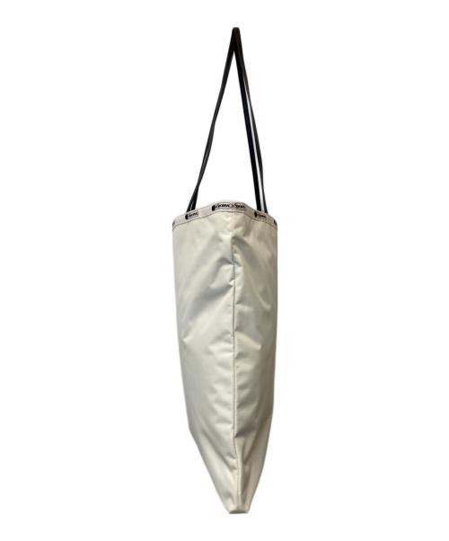 LeSportsac（レスポートサック）LeSportsac (レスポートサック) VERTICAL CITY TOTE ホワイトの古着・服飾アイテム