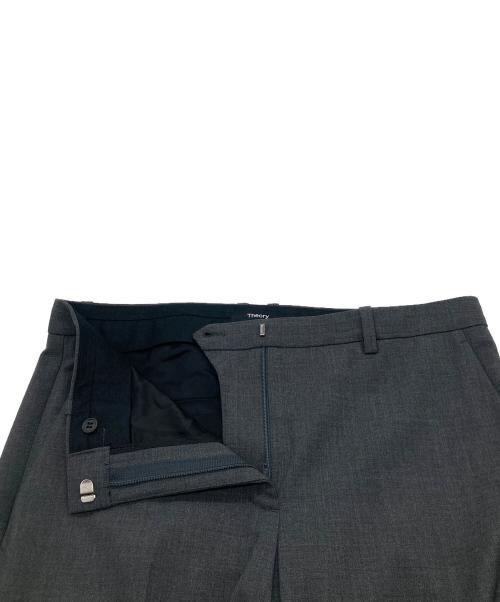 theory（セオリー）theory (セオリー) Traceable Wool /ストレッチウールスリムフレアパンツ 01-5306407 グレー サイズ:4の古着・服飾アイテム