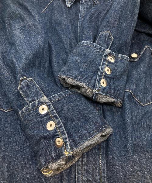 LEVI'S（リーバイス）LEVI'S (リーバイス) ショートホーン・デニムウエスタンシャツ 7205 1018 インディゴ サイズ:XLの古着・服飾アイテム