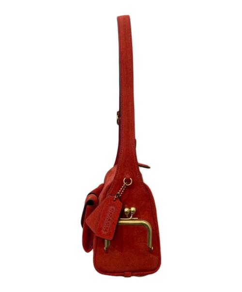 COACH（コーチ）COACH (コーチ) TURNLOCK HAVERSACK BAG 27 ターンロック ハバーサック バッグ 27 CFQ59 レッドの古着・服飾アイテム