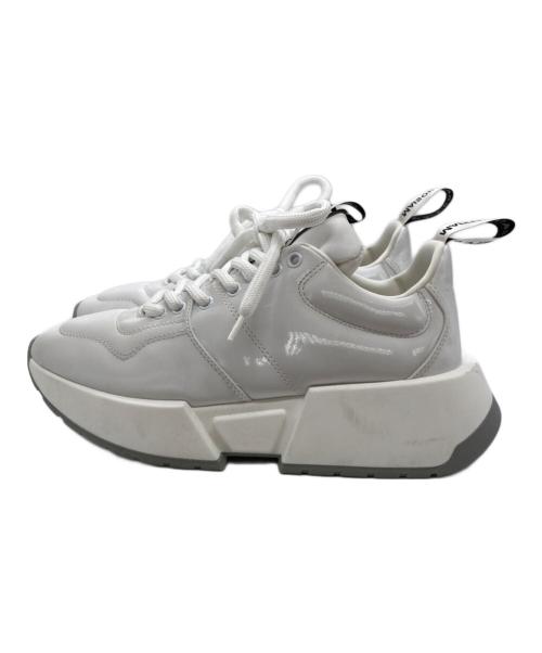 MM6 Maison Margiela（エムエムシックスメゾンマルジェラ）MM6 Maison Margiela (エムエムシックスメゾンマルジェラ) Puffer Lace Up Sneakers パッファー・レースアップ・スニーカー S66WS0004 ホワイト サイズ:38の古着・服飾アイテム