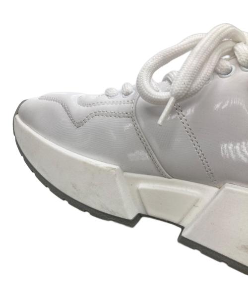 MM6 Maison Margiela（エムエムシックスメゾンマルジェラ）MM6 Maison Margiela (エムエムシックスメゾンマルジェラ) Puffer Lace Up Sneakers パッファー・レースアップ・スニーカー S66WS0004 ホワイト サイズ:38の古着・服飾アイテム