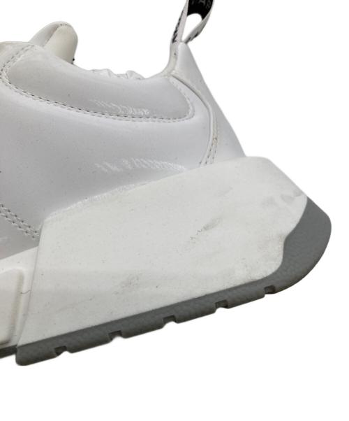MM6 Maison Margiela（エムエムシックスメゾンマルジェラ）MM6 Maison Margiela (エムエムシックスメゾンマルジェラ) Puffer Lace Up Sneakers パッファー・レースアップ・スニーカー S66WS0004 ホワイト サイズ:38の古着・服飾アイテム