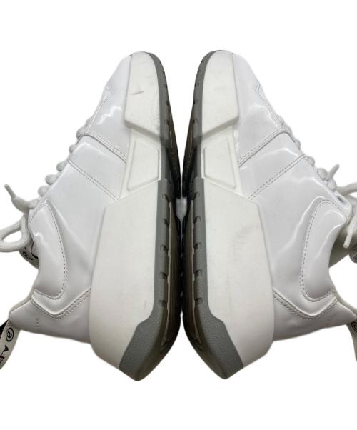 MM6 Maison Margiela（エムエムシックスメゾンマルジェラ）MM6 Maison Margiela (エムエムシックスメゾンマルジェラ) Puffer Lace Up Sneakers パッファー・レースアップ・スニーカー S66WS0004 ホワイト サイズ:38の古着・服飾アイテム