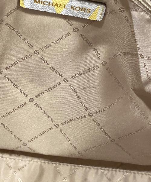 MICHAEL KORS（マイケルコース）MICHAEL KORS (マイケルコース) KENLY 2WAYトートバッグ 35F0GY9T3I ホワイト×イエローの古着・服飾アイテム