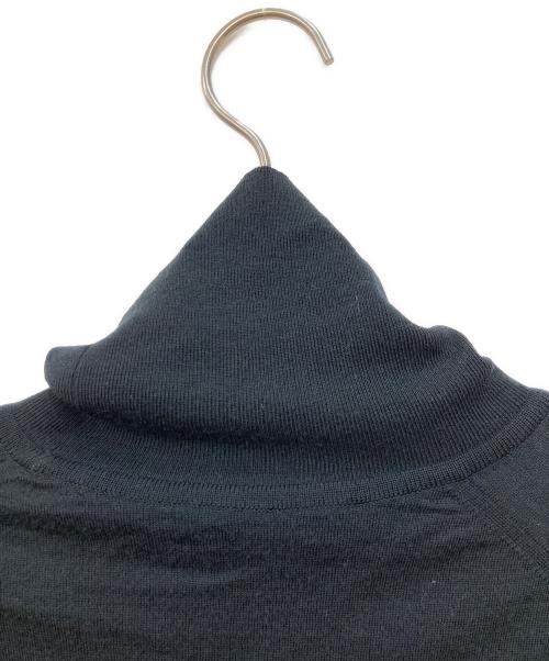 MARGARET HOWELL（マーガレットハウエル）MARGARET HOWELL (マーガレットハウエル) JOHN SMEDLEY (ジョンスメドレー) タートルネックニット ブラック サイズ:2の古着・服飾アイテム