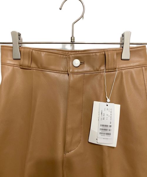 MACPHEE（マカフィー）MACPHEE (マカフィー) フェイクレザー テーパードクロップドパンツ 12-04-04-04731 ブラウン サイズ:SIZE 32の古着・服飾アイテム