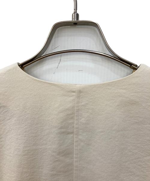 BEAUTY&YOUTH（ビューティーアンドユース）BEAUTY&YOUTH (ビューティーアンドユース) BY Vネックドルマンスリーブシャツ ベージュ サイズ:不明の古着・服飾アイテム