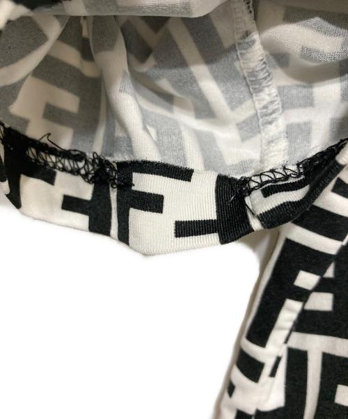 FENDI（フェンディ）FENDI (フェンディ) ズッカ柄Tシャツ ホワイト×ブラック サイズ:SIZE 38の古着・服飾アイテム