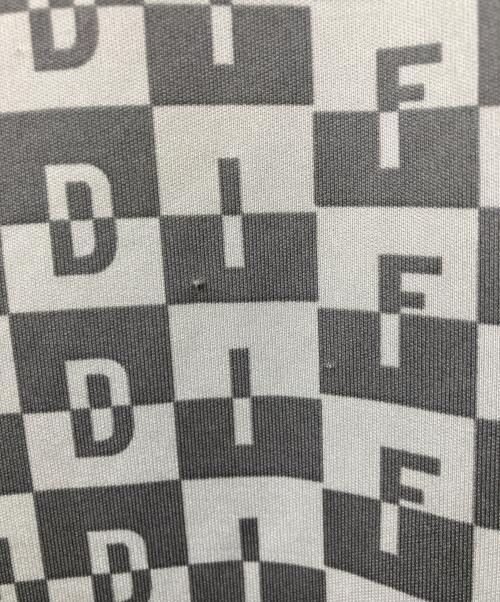 FENDI（フェンディ）FENDI (フェンディ) 総柄Tシャツ グリーン サイズ:SIZE42の古着・服飾アイテム