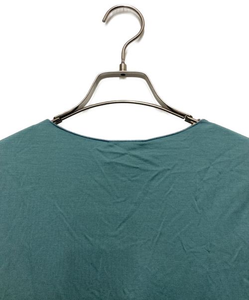 EMPORIO ARMANI（エンポリオアルマーニ）EMPORIO ARMANI (エンポリオアルマーニ) Vネックカットソー　8N2M6B 2J85Z スカイブルー サイズ:SIZE38の古着・服飾アイテム