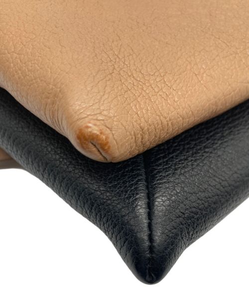 GIVENCHY（ジバンシィ）GIVENCHY (ジバンシィ) レザーショルダーバッグ ブラウンの古着・服飾アイテム