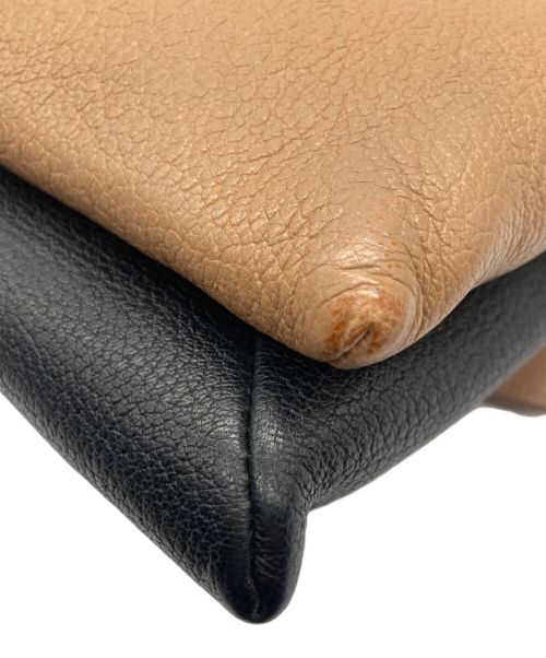 GIVENCHY（ジバンシィ）GIVENCHY (ジバンシィ) レザーショルダーバッグ ブラウンの古着・服飾アイテム