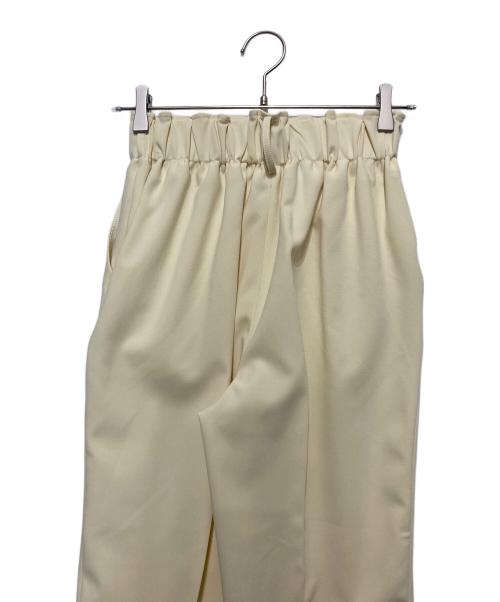 machatt（マチャット）machatt (マチャット) タックパンツ イエロー サイズ:不明の古着・服飾アイテム