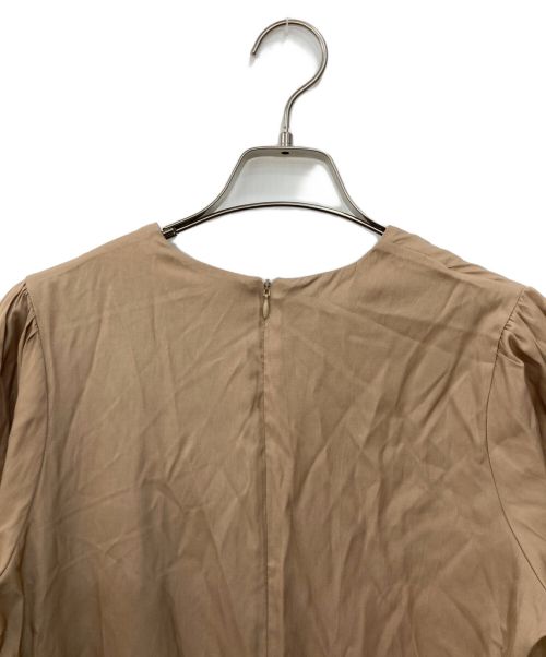 nairo（ナイロ）nairo (ナイロ) レーヨンワンピース ベージュ サイズ:Sの古着・服飾アイテム