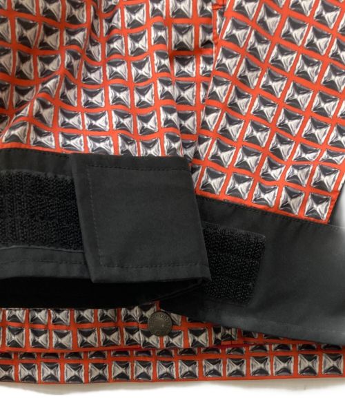 THE NORTH FACE（ザ ノース フェイス）THE NORTH FACE (ザ ノース フェイス) SUPREME (シュプリーム) Studded Mountain Light Jacket レッド サイズ:Sの古着・服飾アイテム