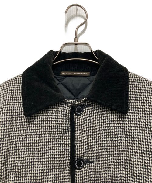 Traditional Weatherwear（トラディショナルウェザーウェア）Traditional Weatherwear (トラディショナルウェザーウェア) 千鳥格子キルティングジャケット グレー サイズ:SIZE36の古着・服飾アイテム