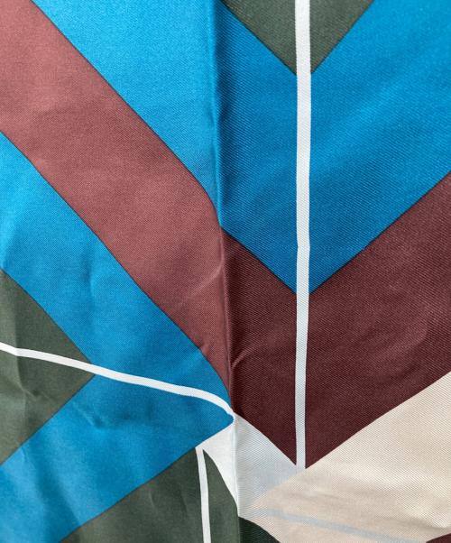 HERMES（エルメス）HERMES (エルメス) カレ90 ホワイト×ブルーの古着・服飾アイテム