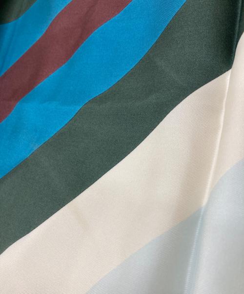 HERMES（エルメス）HERMES (エルメス) カレ90 ホワイト×ブルーの古着・服飾アイテム