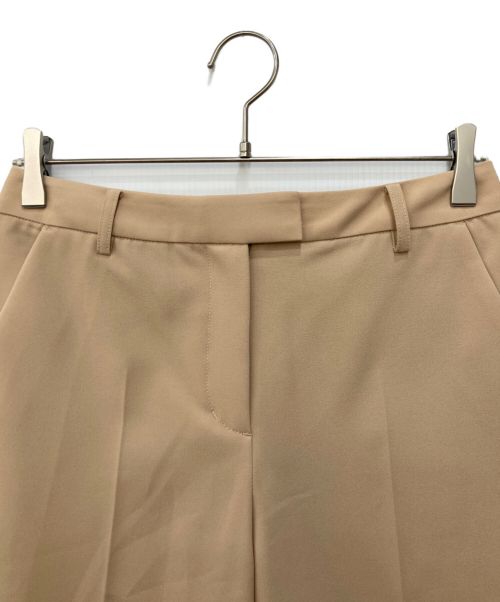 ETRE TOKYO（エトレトウキョウ）ETRE TOKYO (エトレトウキョウ) センタープレスバミューダパンツ ベージュ サイズ:Sの古着・服飾アイテム